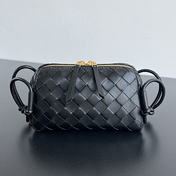 Bagsaaa Bottega Veneta Intrecciato Concert Pouch Black - 18.5*11.5*8.5 cm