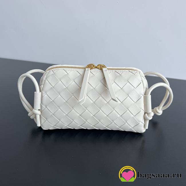 Bagsaaa Bottega Veneta Intrecciato Concert Pouch White - 18.5*11.5*8.5 cm - 1