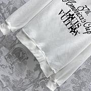 Bagsaaa Louis Vuitton White Sweater - 4