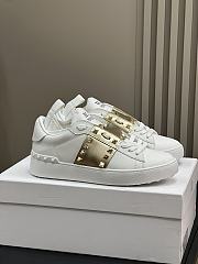 Bagsaaa Valentino Sneakers - 1