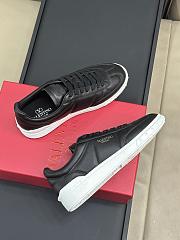 Bagsaaa Valentino Black Sneakers 01 - 3