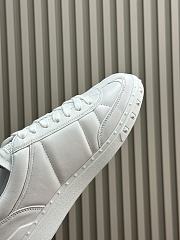 Bagsaaa Valentino White Sneakers 01 - 2