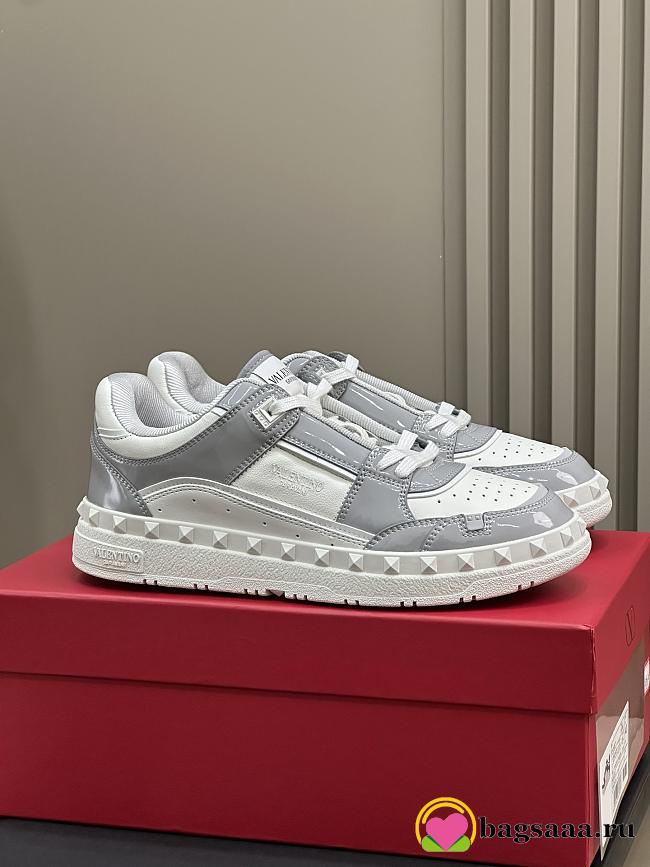 Bagsaaa Valentino Sneakers White & Gray - 1