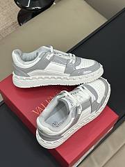 Bagsaaa Valentino Sneakers White & Gray - 3