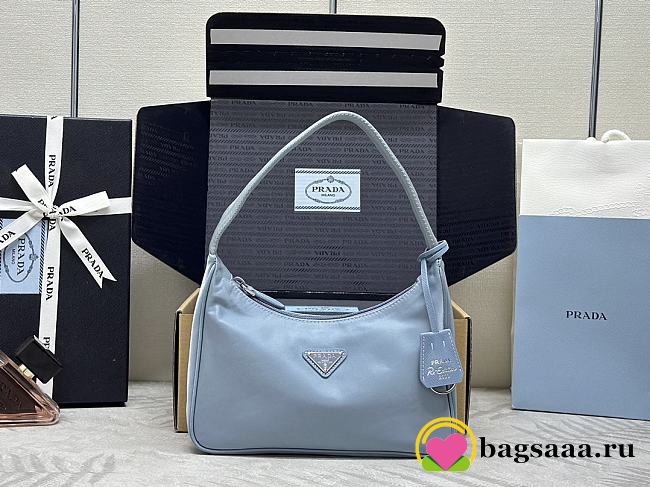 Bagsaaa Re-Nylon Prada Re-Edition 2000 mini-bag light blue - 22x6x17 cm - 1