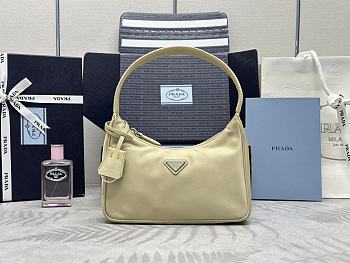 Bagsaaa Re-Nylon Prada Re-Edition 2000 mini-bag beige - 22x6x17 cm