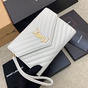 Bagsaaa YSL Cassandre Matelassé Flap Pouch In Grain De Poudre Leather White - 21 x 16 x 3 CM - 4