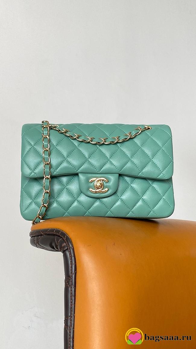 Bagsaaa Chanel Flap Bag Green Mint Lambskin & Gold Hardware - 23cm - 1