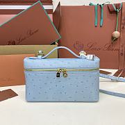 Bagsaaa Loro Piana Extra Pocket L27 Light Blue Ostrich - 16x27x10 cm - 1