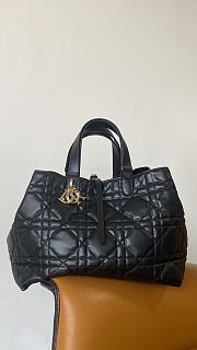 Bagsaaa Large Dior Toujours Bag Black Macrocannage Calfskin - 37 x 27 x 21 cm - 1