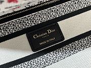 Bagsaaa Dioramour Medium Lady D-Lite Bag White Embroidery with Black and Red Je Vous Adore Motif - 24 x 21 x 12 cm - 4