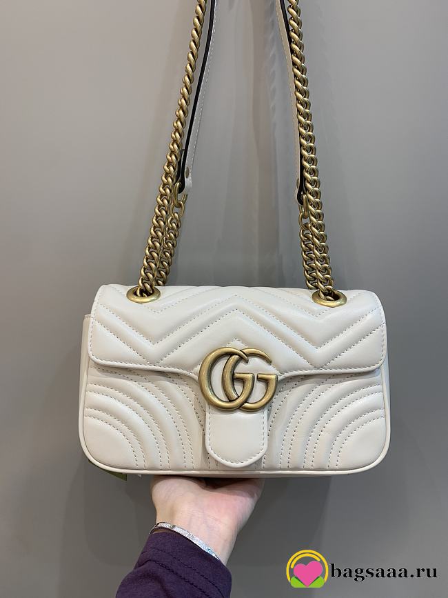 Bagsaaa Gucci GG Marmont Mini Shoulder Bag White 46744 - 22cm - 1