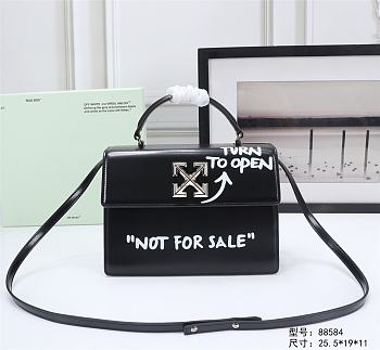 Bagsaaa Off White Bag 25.5cm