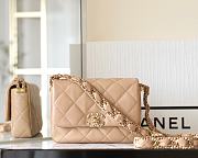 Bagsaaa Chanel Shoulder Bag Nude Lambskin & Gold - 20x5x15 cm - 3