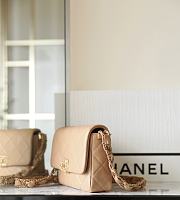 Bagsaaa Chanel Shoulder Bag Nude Lambskin & Gold - 20x5x15 cm - 2