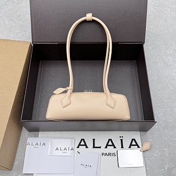 Bagsaaa Alaia Le Teckel Small Bag Nude - 27x9x8 cm