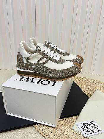 Bagsaaa Loewe Sneakers 09