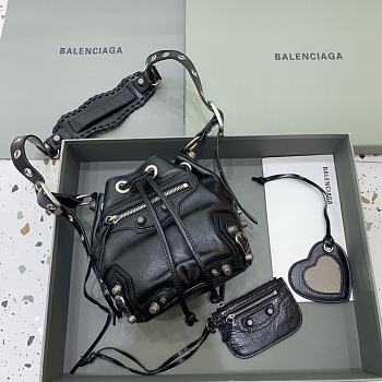 Bagsaaa Balenciaga Le Cagole XS Black Leather - 15x20x18cm