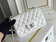 Chanel Flap Bag Mini 20cm white - 1