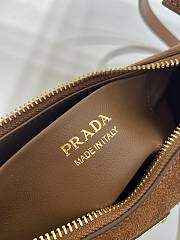 Bagsaaa Prada Arqué suede shoulder bag brown - 22.5x18x6 cm - 3