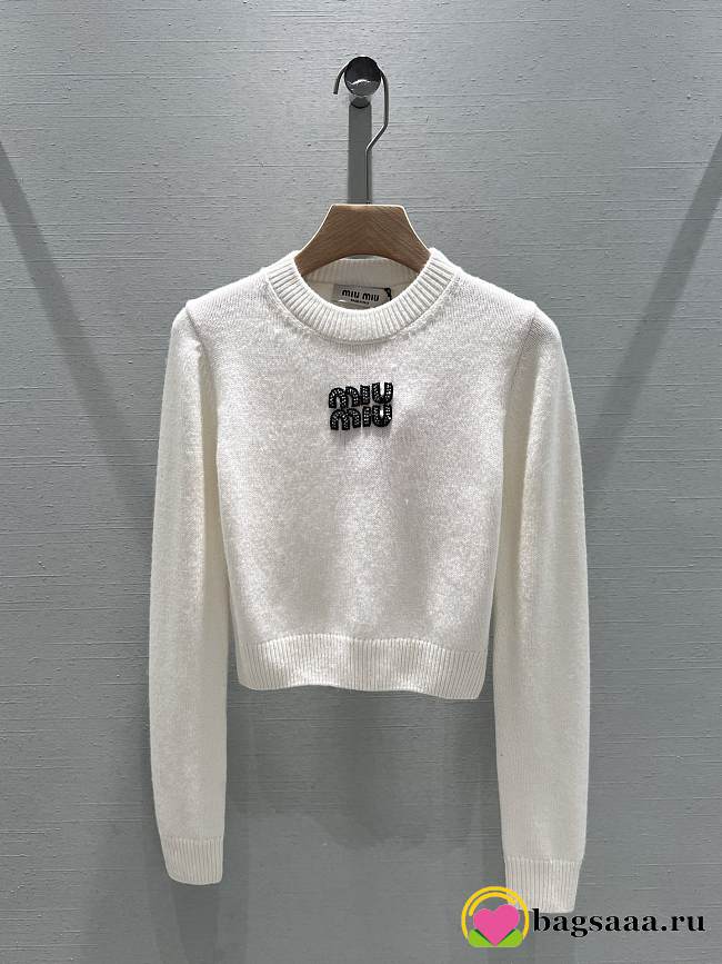 Bagsaaa Miumiu Long-Sleeved Sweater White - 1