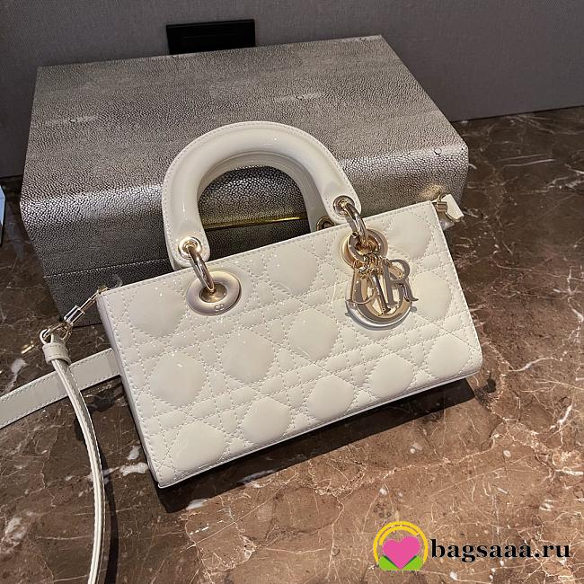 Bagsaaa Dior Lady D-Joy White Patent - 22cm - 1