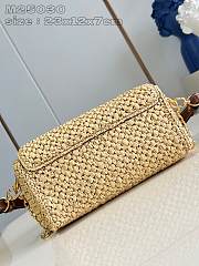 Bagsaaa Louis Vuitton M25030 Twist West Natural/Tan - 23.5 x 12 x 7 cm - 4