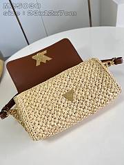 Bagsaaa Louis Vuitton M25030 Twist West Natural/Tan - 23.5 x 12 x 7 cm - 3