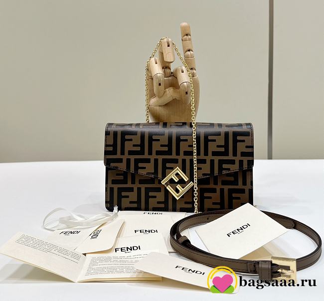 Bagsaaa Fendi FF Diamonds Wallet On Chain bag - 21x5x13 cm - 1