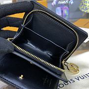 Bagsaaa Louis Vuitton M81599 Lou Coussin Wallet Black - 11.5 x 8.5 x 2.2 cm - 3