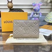 Bagsaaa Louis Vuitton M81599 Lou Coussin Wallet Beige - 11.5 x 8.5 x 2.2 cm - 1