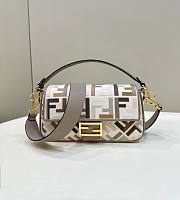 Bagsaaa Fendi Baguette Multicolour canvas bag with FF embroidery - 27x15x6 cm - 1