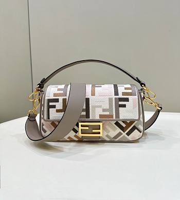 Bagsaaa Fendi Baguette Multicolour canvas bag with FF embroidery - 27x15x6 cm