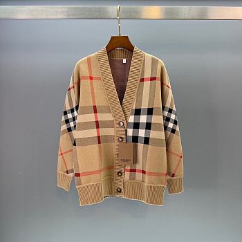 Bagsaaa Burberry Caragh Check Jacquard Cardigan