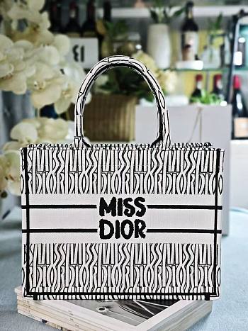 Bagsaaa Medium Dior Book Tote White and Black Miss Dior Allover Embroidery - 36 x 27.5 x 16.5 cm