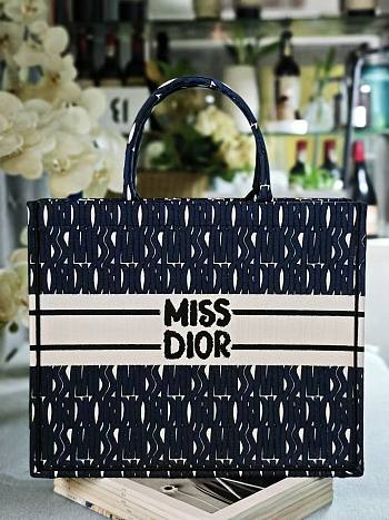 Bagsaaa Large Dior Book Tote Blue and White Miss Dior Allover Embroidery - 42 x 35 x 18.5 cm