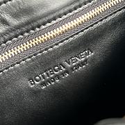 Bagsaaa Bottega Veneta Swing Bag Black - 25x19x6 cm - 3