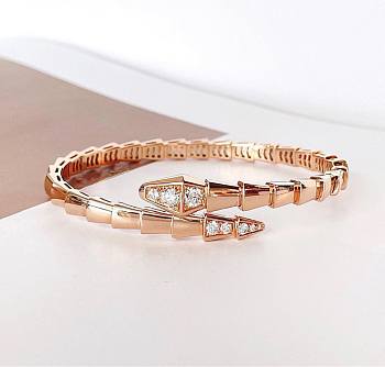 Bagsaaa Bvlgari Serpenti Viper Bracelet Rose Gold Color