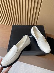 Bagsaaa Chanel Moccasins White Calfskin G45882 - 2