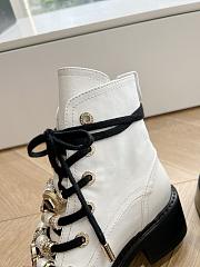 Bagsaaa Chanel Combat Boots White Calfskin Strass & Metal G45856 - 4