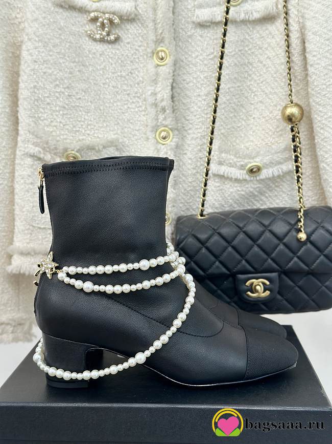 Bagsaaa Chanel Short Boots Black & Imitation Pearls G45794 - 1