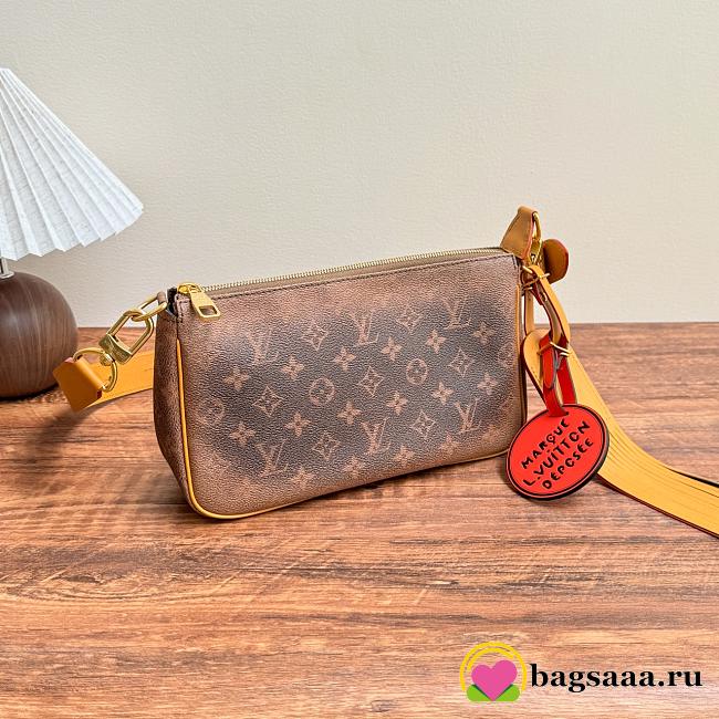 Bagsaaa Louis Vuitton M11623 Pochette Accessoire XL Monogram Dust - 28 x 16.5 x 9 cm - 1