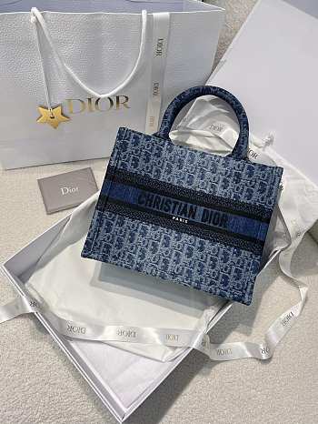 Bagsaaa Dior Small Book Tote Blue Denim Dior Oblique Jacquard - 26.5 x 22 x 14 cm