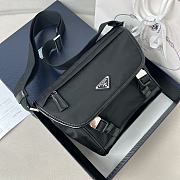 Bagsaaa Prada Re-Nylon and leather shoulder bag black - 20x19x10 cm - 1