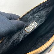 Bagsaaa Prada Re-Edition 2002 small leather shoulder bag black - 23.5*10*5 cm - 4