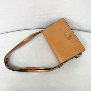 Bagsaaa Prada Leather shoulder bag brown - 22*13*8cm - 2