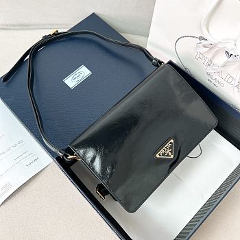 Bagsaaa Prada Leather shoulder bag black - 22*13*8cm