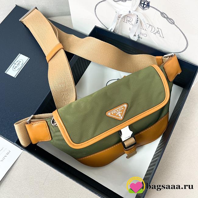 Bagsaaa Prada Re-Nylon and leather shoulder bag green - 18*15*5cm - 1