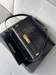 Bagsaaa YSL Manhattan In Shiny Crocodile-Embossed Leather Black - 29 x 20 x 7,5 CM - 2