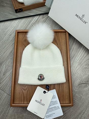 Bagsaaa Moncler Wool Beanie 01